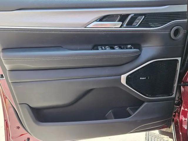 2026 Jeep Grand Wagoneer Limited Reserve 4x4