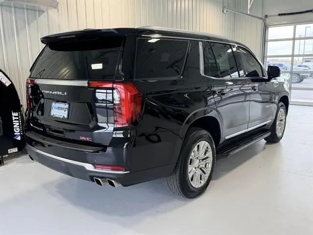 2025 GMC Yukon 4WD Denali