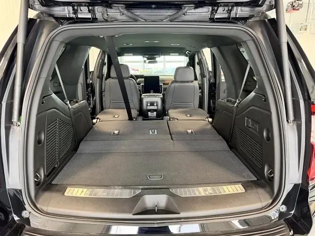 2025 GMC Yukon 4WD Denali
