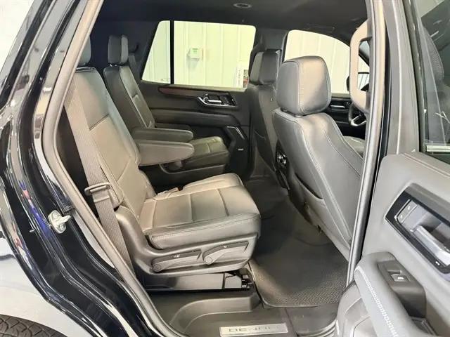 2025 GMC Yukon 4WD Denali