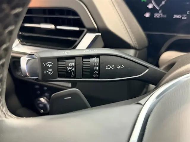2025 GMC Yukon 4WD Denali