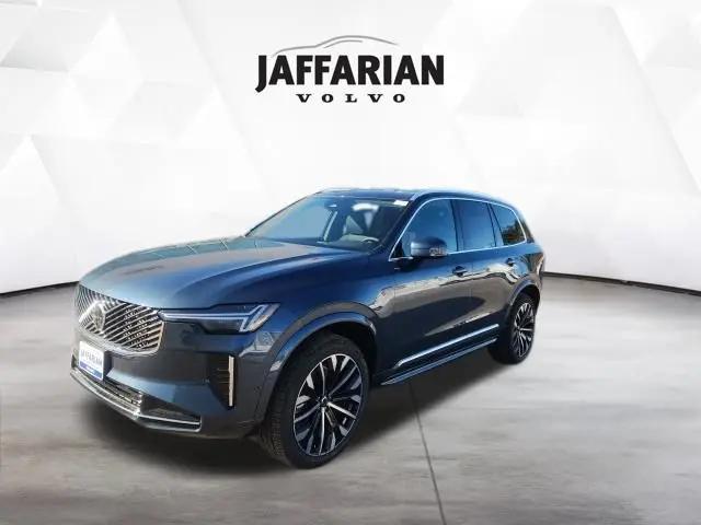 2026 Volvo XC90 Plus, B5 AWD Gas (mild hybrid), Gasoline, Bright, 7 Seats