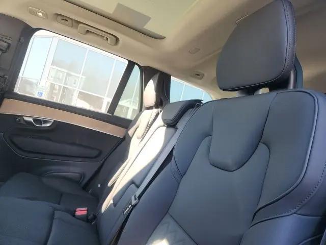 2026 Volvo XC90 Plus, B5 AWD Gas (mild hybrid), Gasoline, Bright, 7 Seats