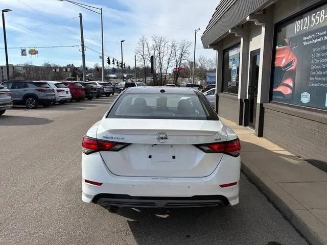 2022 Nissan Sentra SR Xtronic CVT