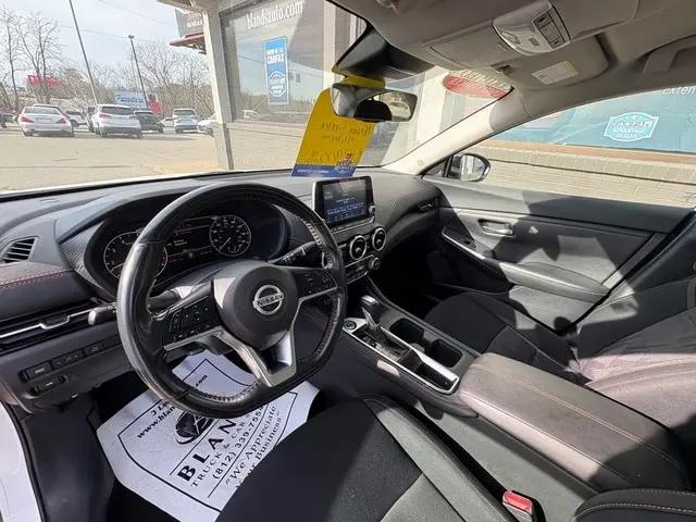 2022 Nissan Sentra SR Xtronic CVT