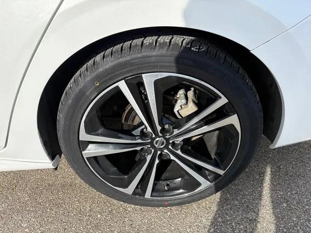 2022 Nissan Sentra SR Xtronic CVT