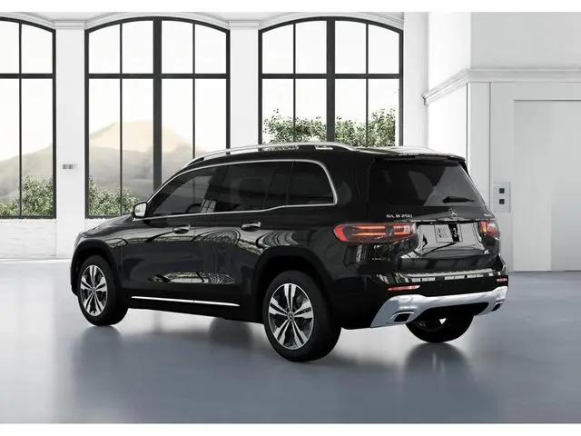 2026 Mercedes-Benz GLB 4MATIC