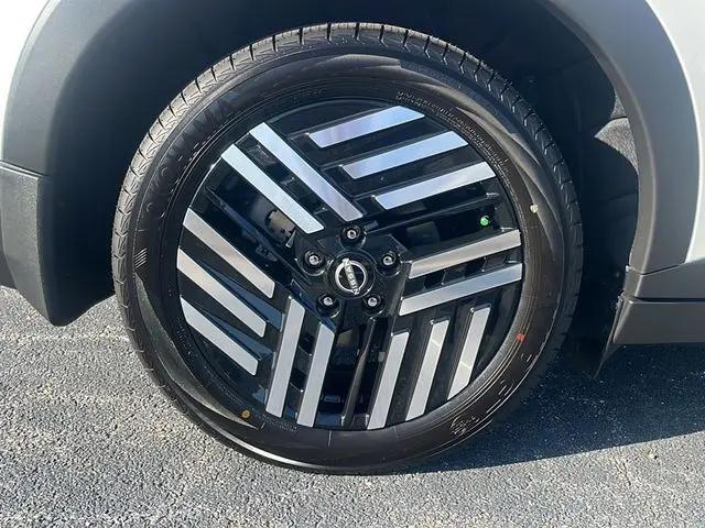 2026 Nissan LEAF SV+