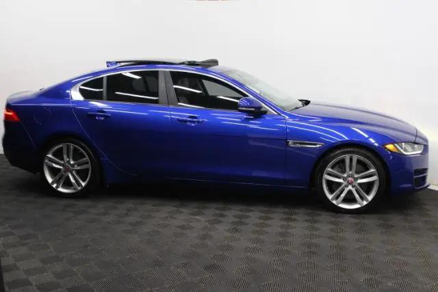 2017 Jaguar XE 35t Premium