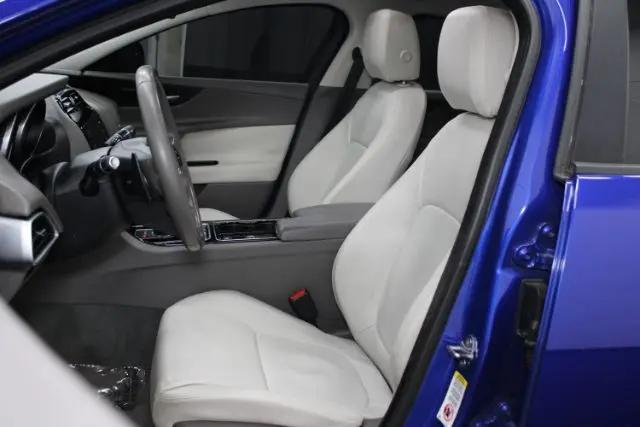 2017 Jaguar XE 35t Premium