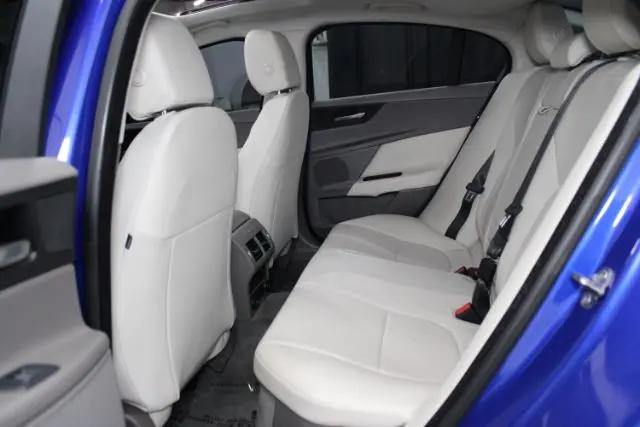 2017 Jaguar XE 35t Premium