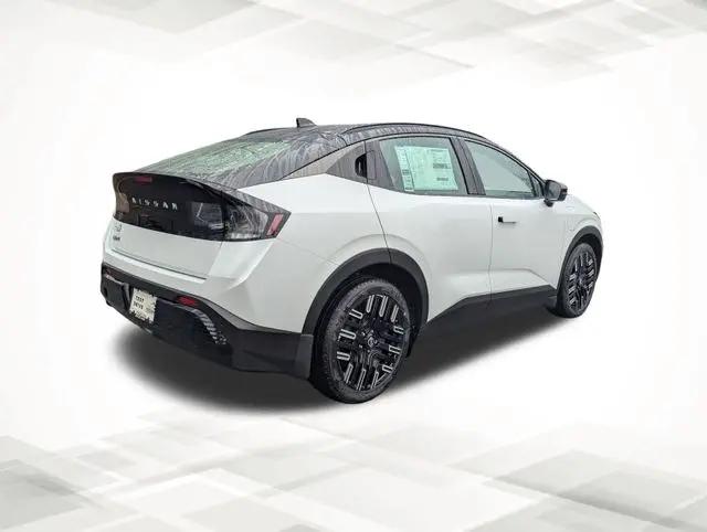 2026 Nissan LEAF PLATINUM+