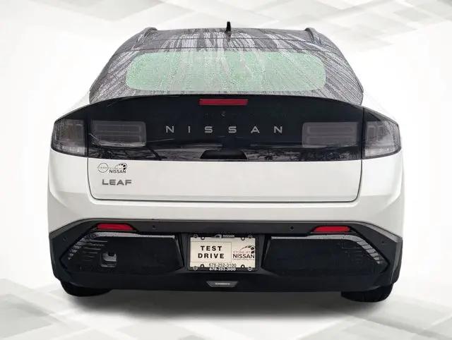 2026 Nissan LEAF PLATINUM+