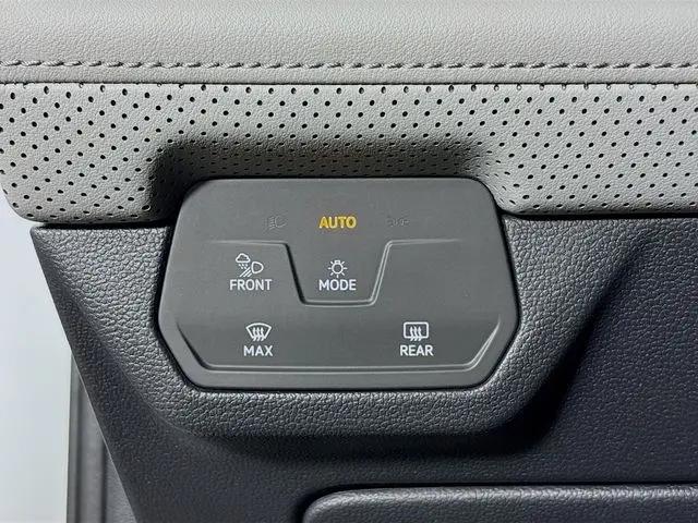 2026 Volkswagen Atlas Peak Edition