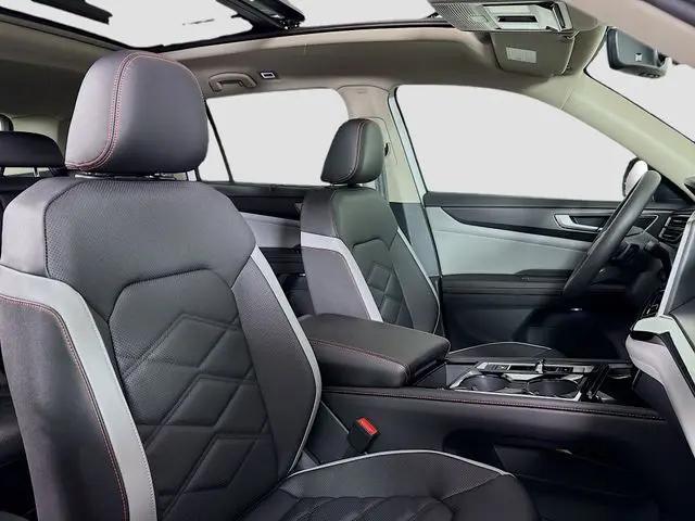 2026 Volkswagen Atlas Peak Edition