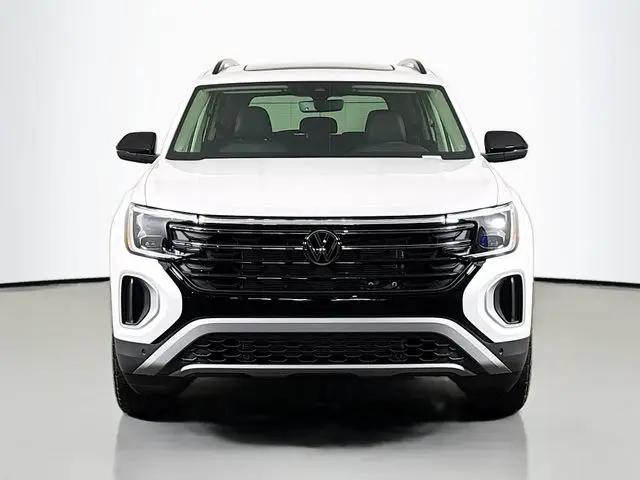 2026 Volkswagen Atlas Peak Edition
