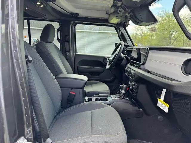 2026 Jeep Gladiator Sport S