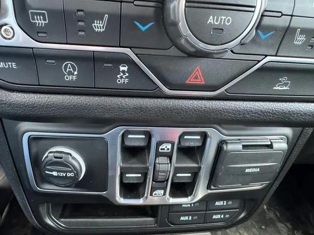 2026 Jeep Gladiator Sport S