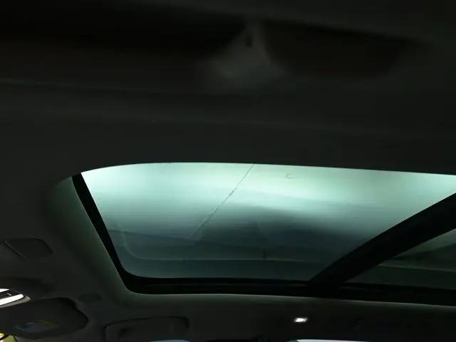 2023 Volvo XC60 B5 Ultimate Dark Theme