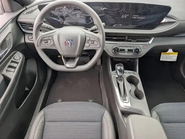2026 Buick NV Preferred FWD