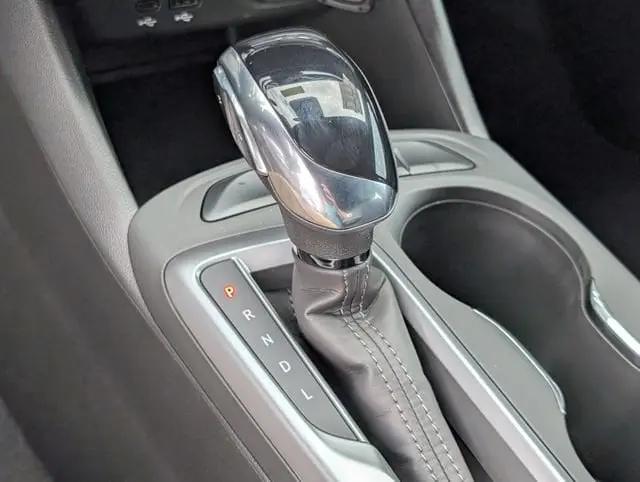 2026 Buick NV Preferred FWD