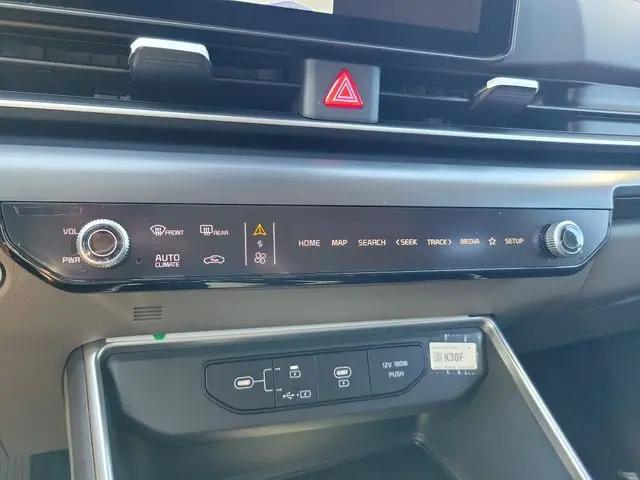 2026 Kia Carnival MPV LXS