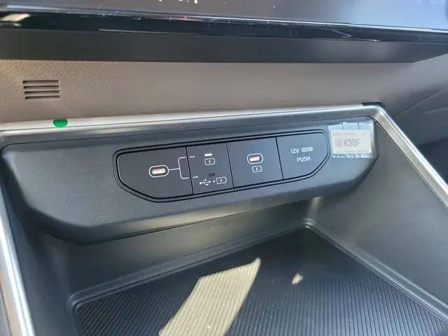 2026 Kia Carnival MPV LXS