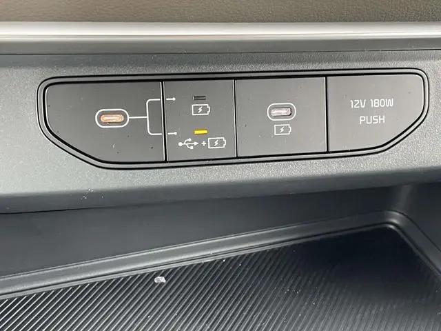 2026 Kia Carnival MPV LXS