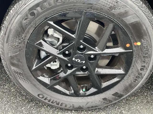 2026 Kia K5 LXS FWD