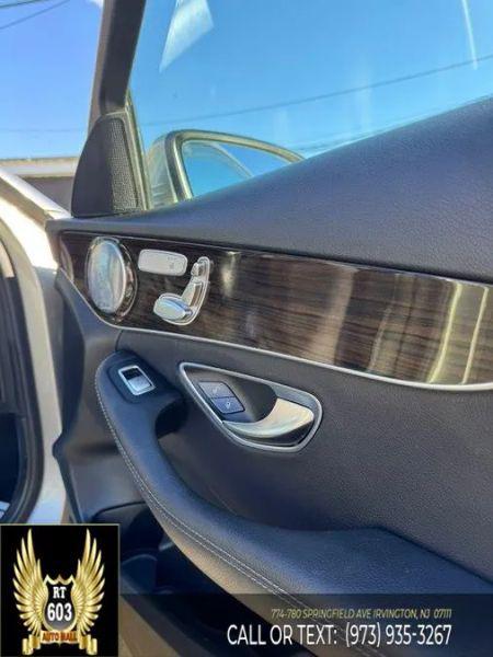 2019 Mercedes-Benz C-CLASS C 300
