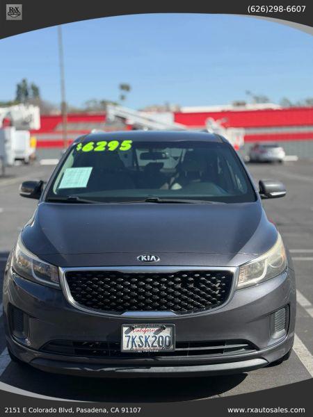 2015 Kia Sedona LX
