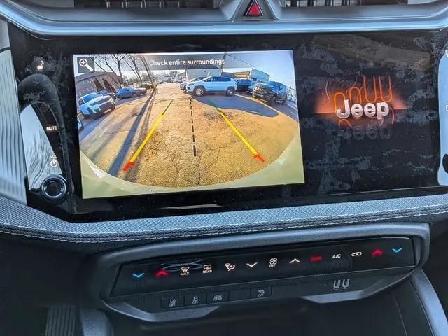 2026 Jeep Cherokee Laredo 4x4