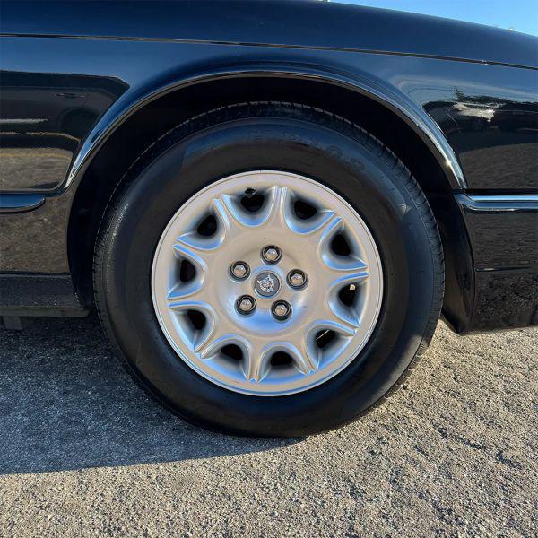 2001 Jaguar XJ XJ8