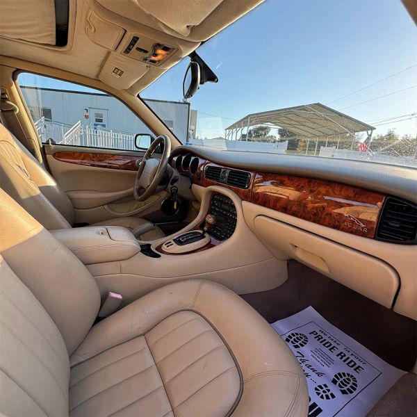 2001 Jaguar XJ XJ8