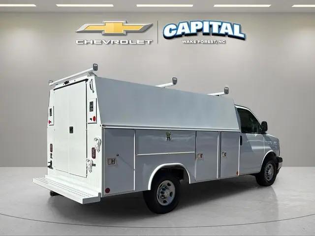 2025 Chevrolet Express Cutaway Work Van
