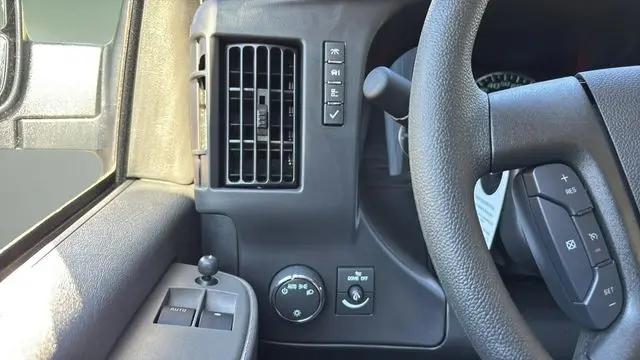 2025 Chevrolet Express Cutaway Work Van