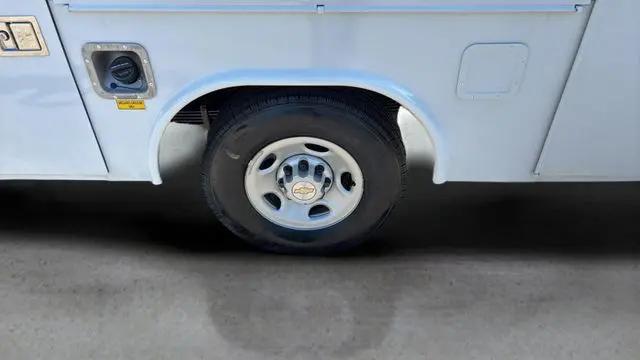 2025 Chevrolet Express Cutaway Work Van
