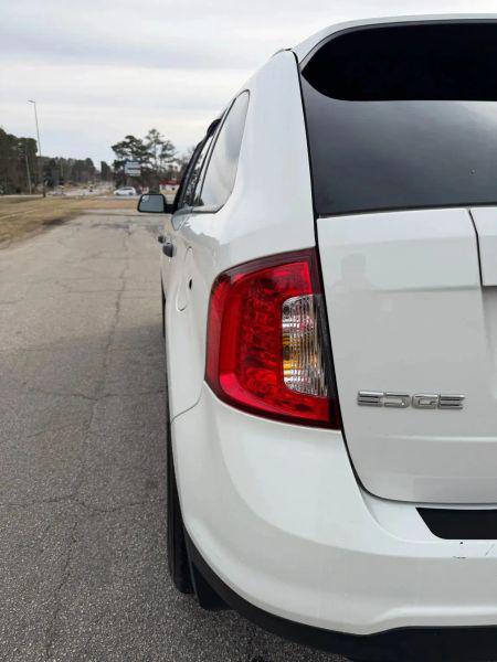 2012 Ford Edge SE
