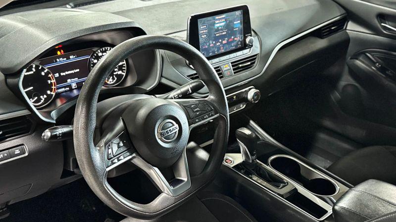 2021 Nissan Altima SV FWD