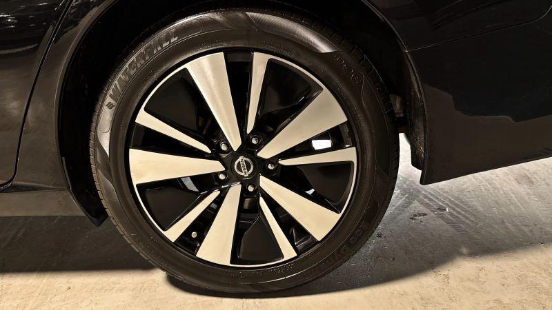 2021 Nissan Altima SV FWD