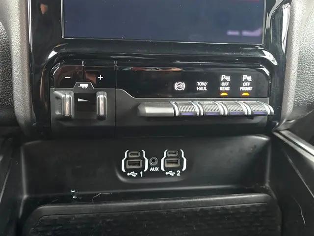 2021 Jeep Ram 2500 Laramie Mega Cab 4x4 6'4" Box