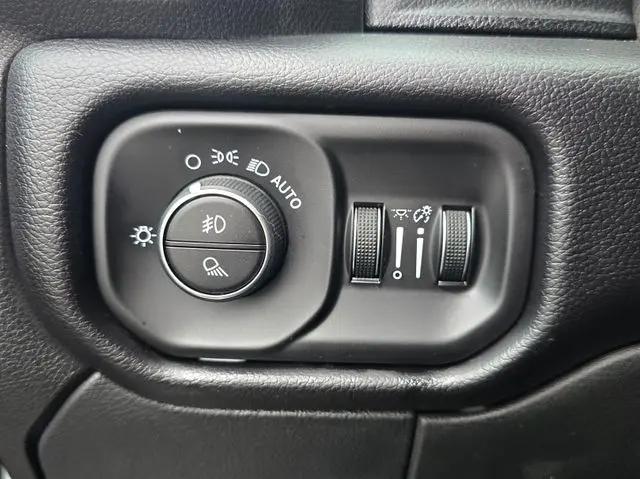 2021 Jeep Ram 2500 Laramie Mega Cab 4x4 6'4" Box