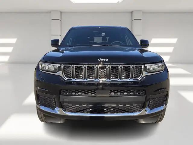 2026 Jeep Grand Cherokee L Laredo 4x4