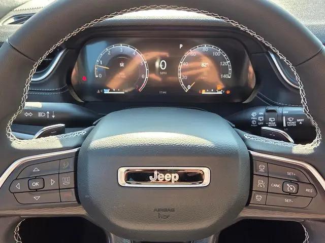 2026 Jeep Grand Cherokee L Laredo 4x4