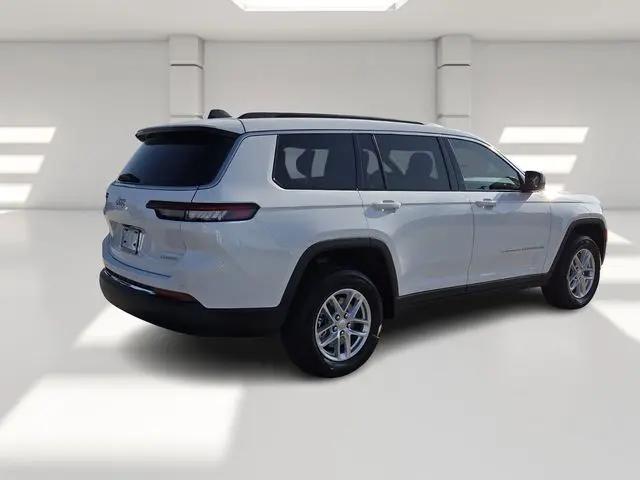 2026 Jeep Grand Cherokee L Laredo 4x4