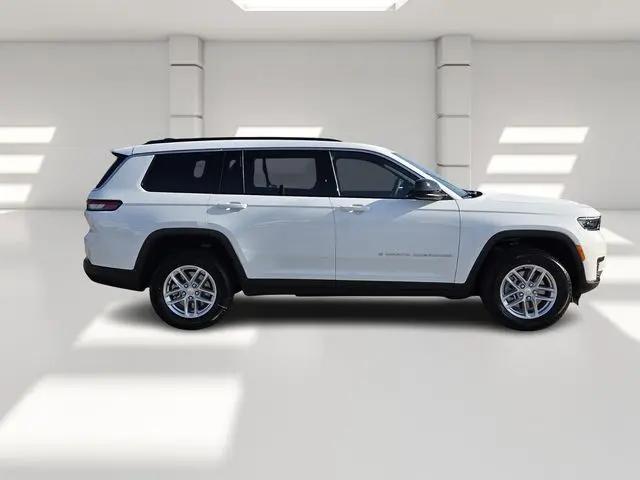 2026 Jeep Grand Cherokee L Laredo 4x4
