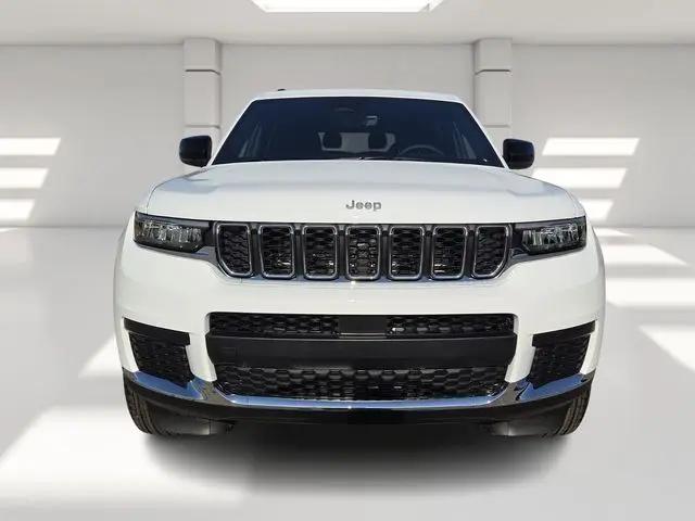2026 Jeep Grand Cherokee L Laredo 4x4