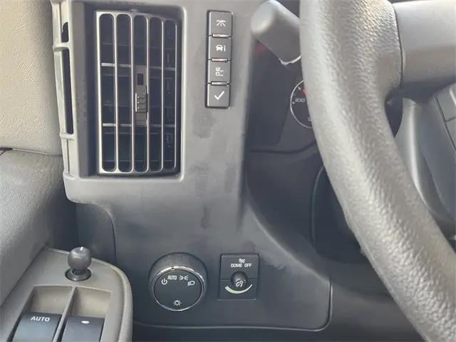 2025 Chevrolet Express Cutaway Work Van