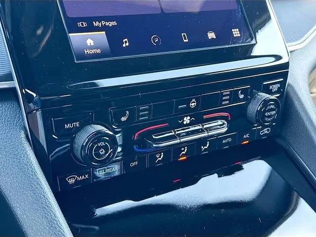2026 Jeep Grand Cherokee L Altitude 4x2