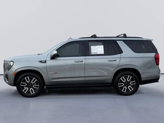 2024 GMC Yukon 4WD AT4